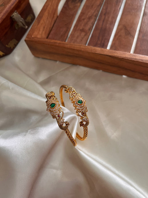 Simple kada bangles B130