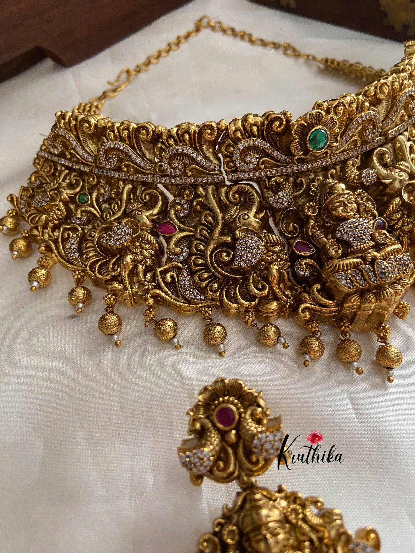 Premium polish Lakshmi Devi Nagas choker NC883
