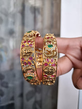Peacock AD bangles B106