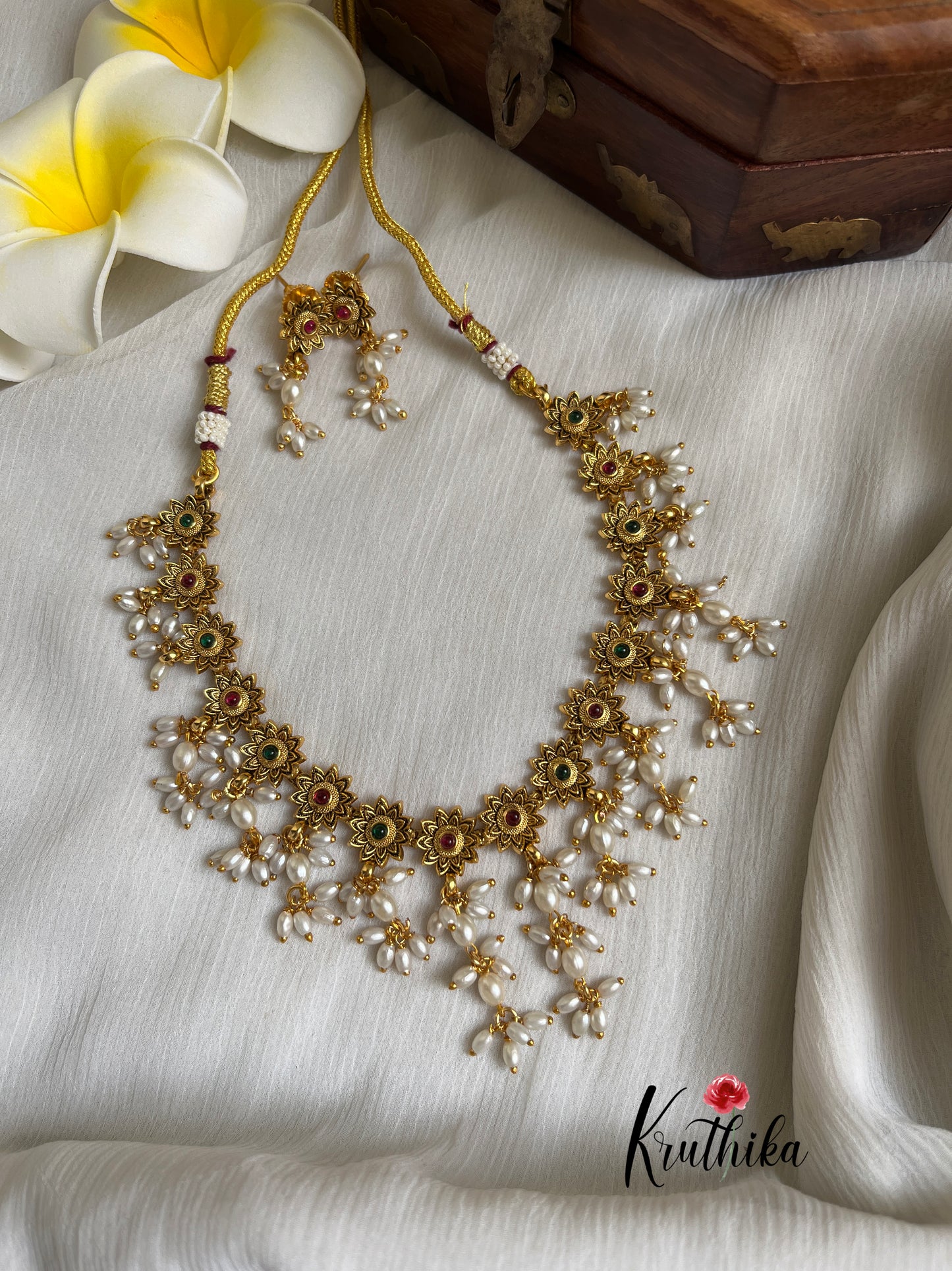 Antique Necklace with Rice Pearls NC1045