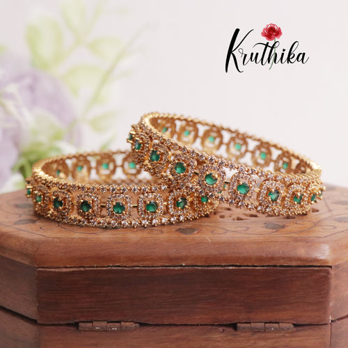 Beautiful Sparking AD/Victorian Bangles B204 (Available in 2 Colours)