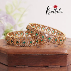 Beautiful Sparking AD/Victorian Bangles B204 (Available in 2 Colours)