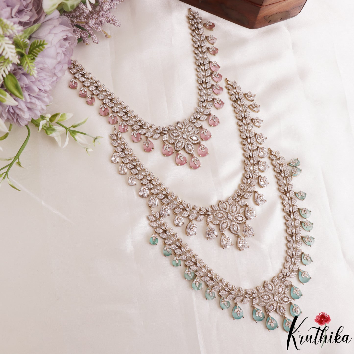Sparkling Floral Leaf Motifs CZ Victorian Necklace NC3152 (Available In 6 Colors)