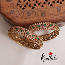 Beautiful Sparking AD/Victorian Bangles B204 (Available in 2 Colours)