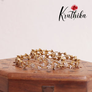 Beautiful White Stone Bangles B187