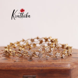 Beautiful White Stone Bangles B187