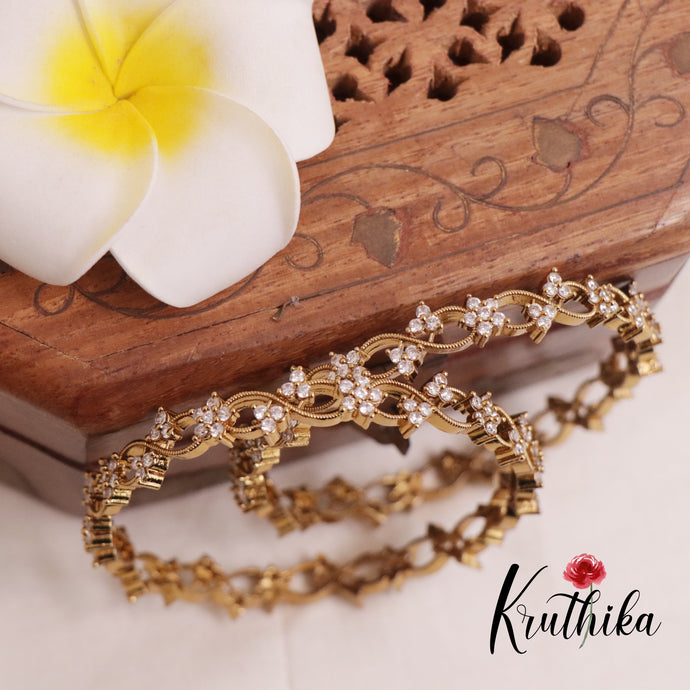 Beautiful White Stone Bangles B187