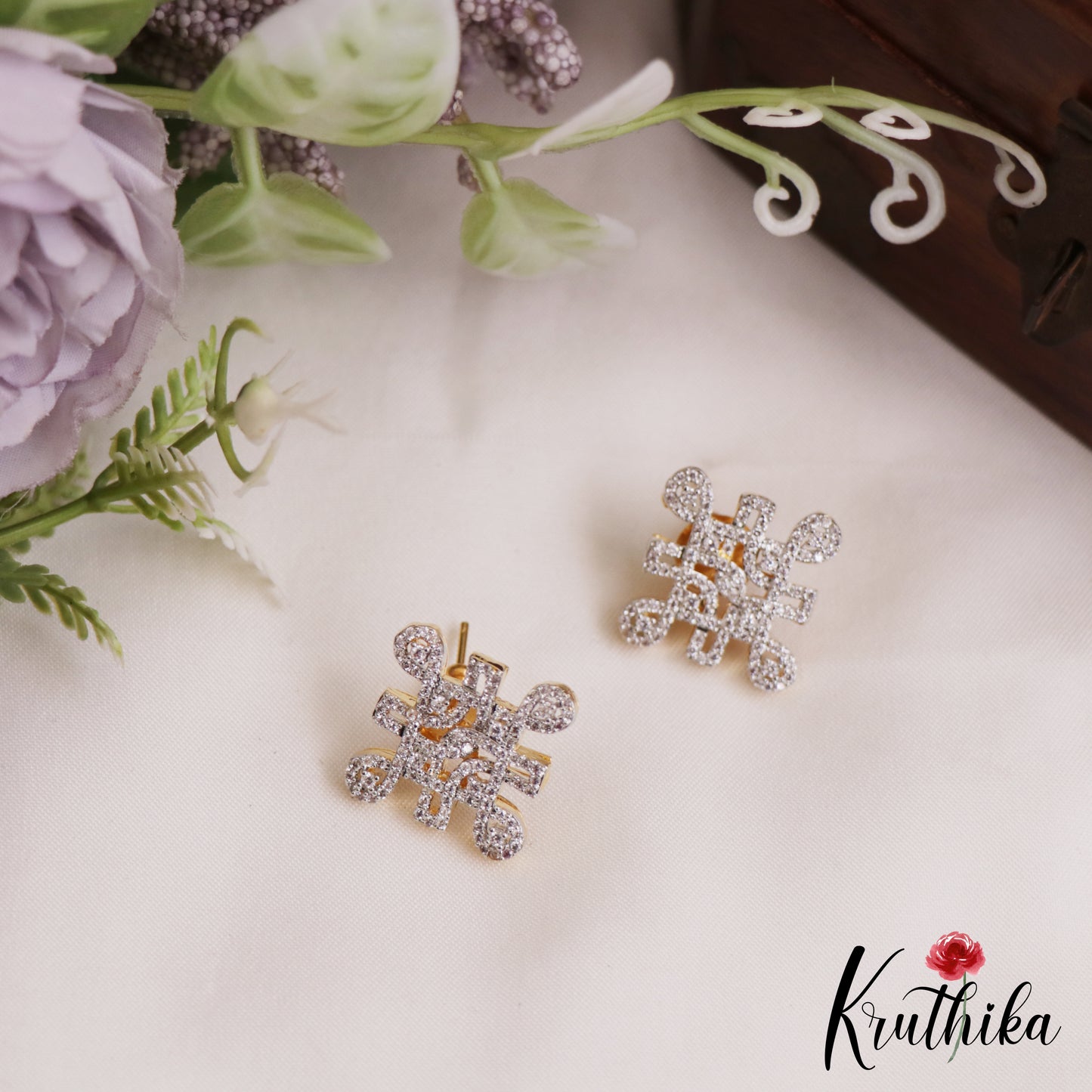 Traditional Gold-Toned AD Muggu Pendant Set PS283