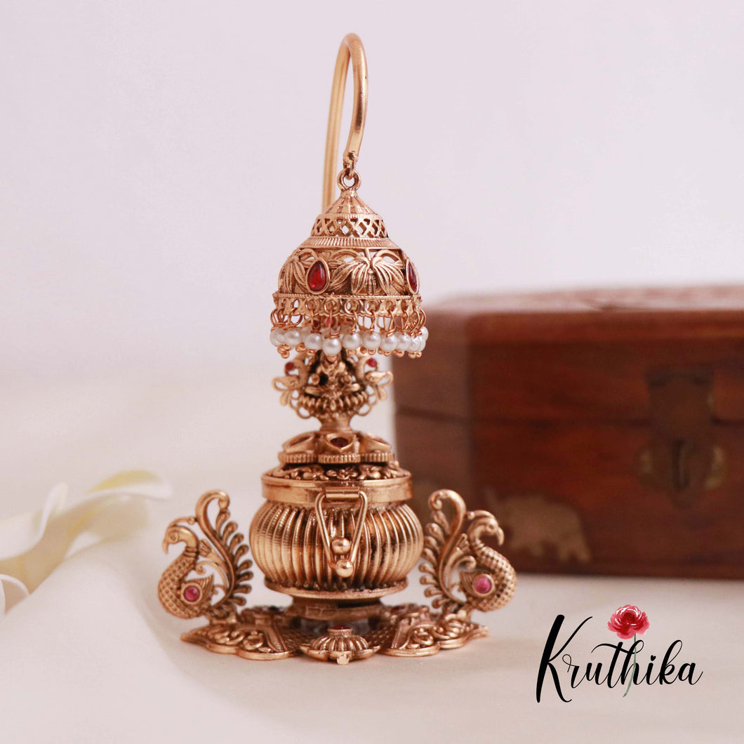 Gorgeous Gold alike Lakshmi Peacock Kumkum box K17