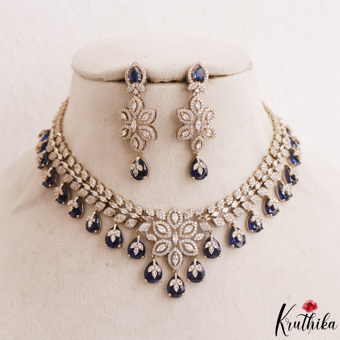 Sparkling Floral Leaf Motifs CZ Victorian Necklace NC3152 (Available In 6 Colors)