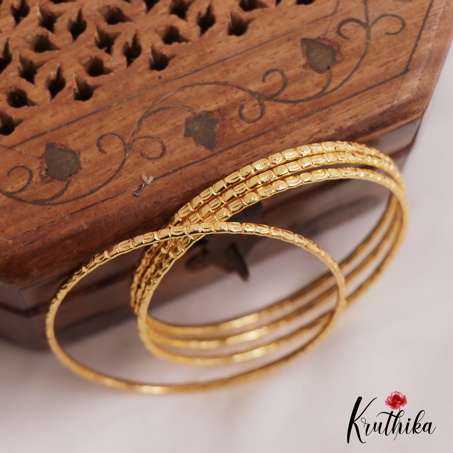 Simple Daily Wear Bangles B480 (Set of 4)