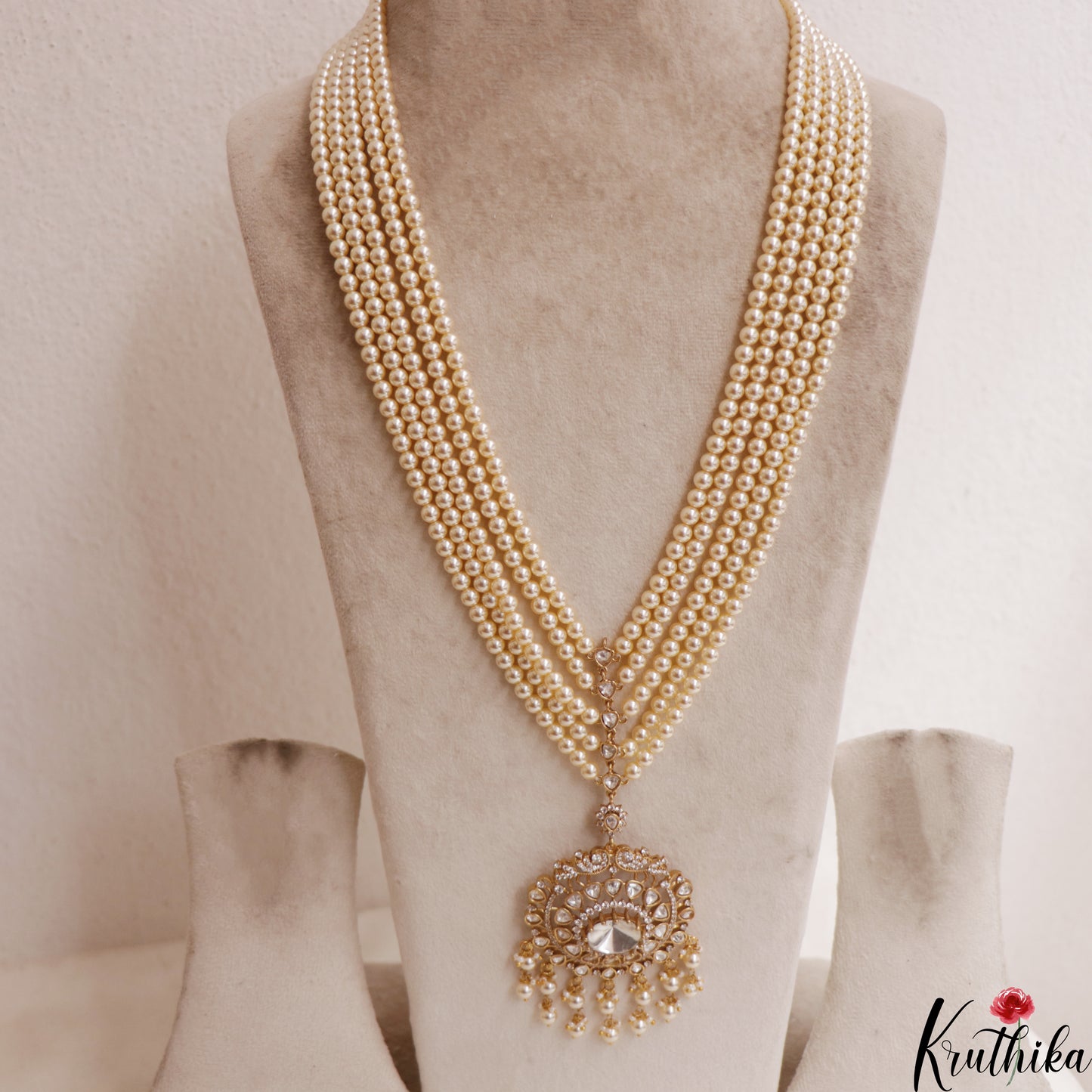 Stunning Multi Strand Pearl Chain With Polki Victorian Pendant LH2112 (Available In 4 Colors)