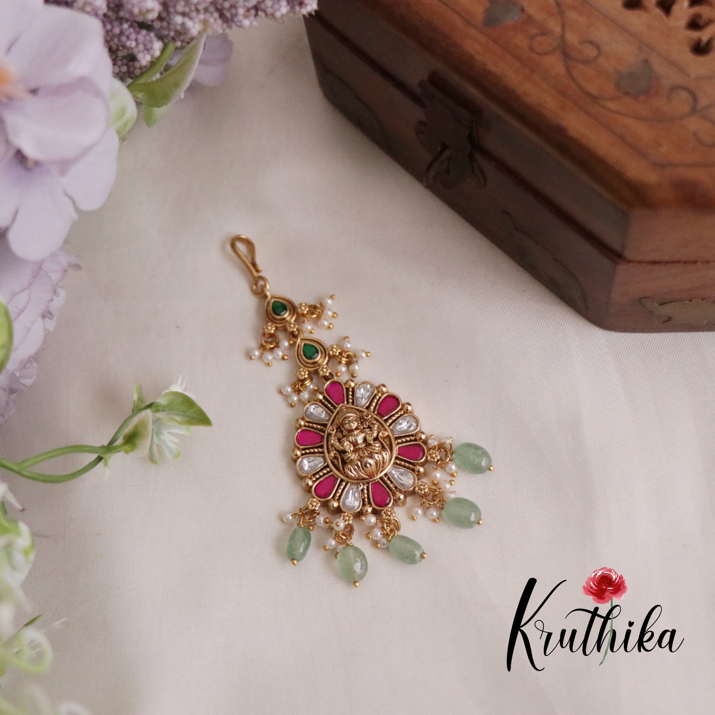 Beautiful Jadau Maang Tikka with Pastel Green Beads MT269