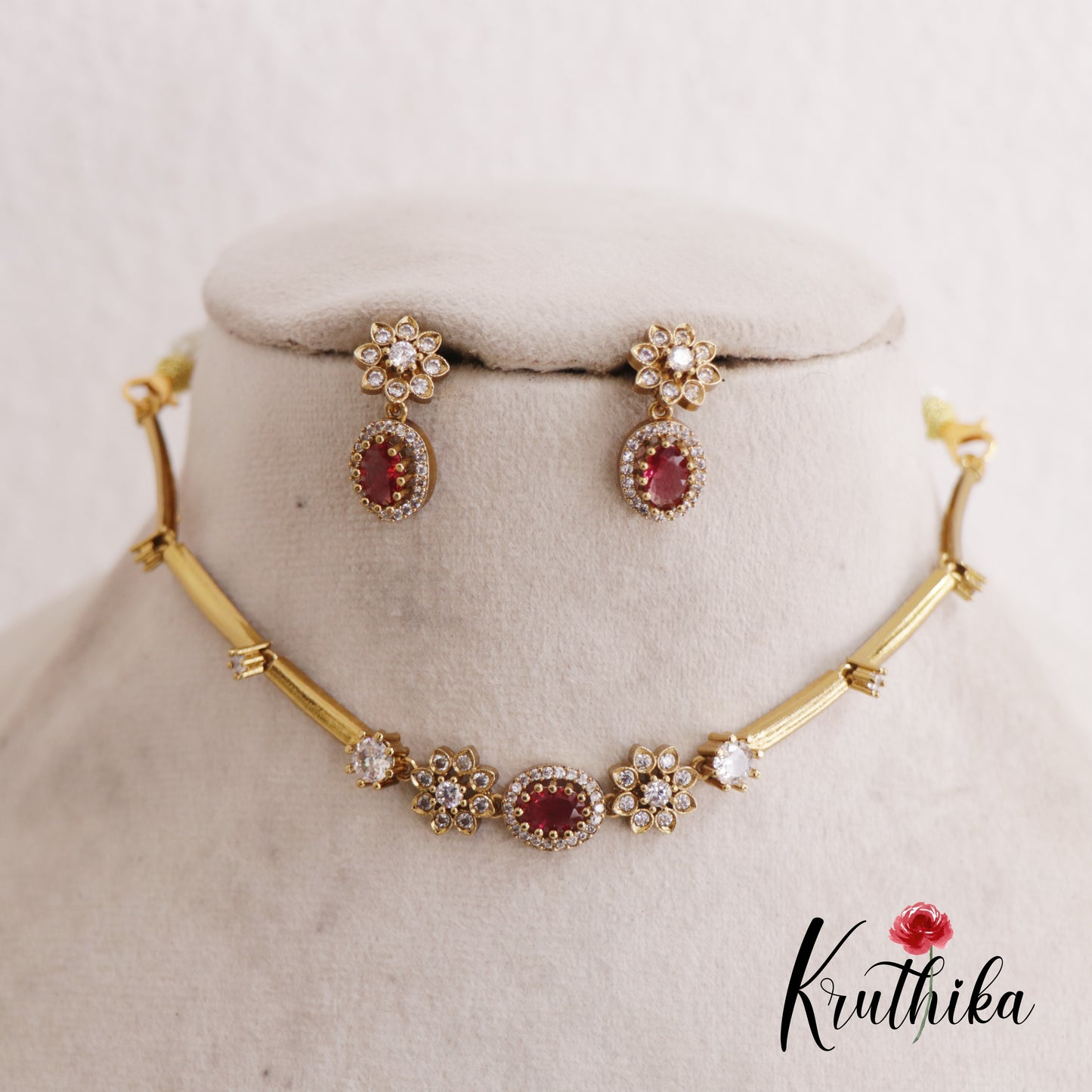 Elegant CZ Floral Sparking Victorian Necklace NC2586