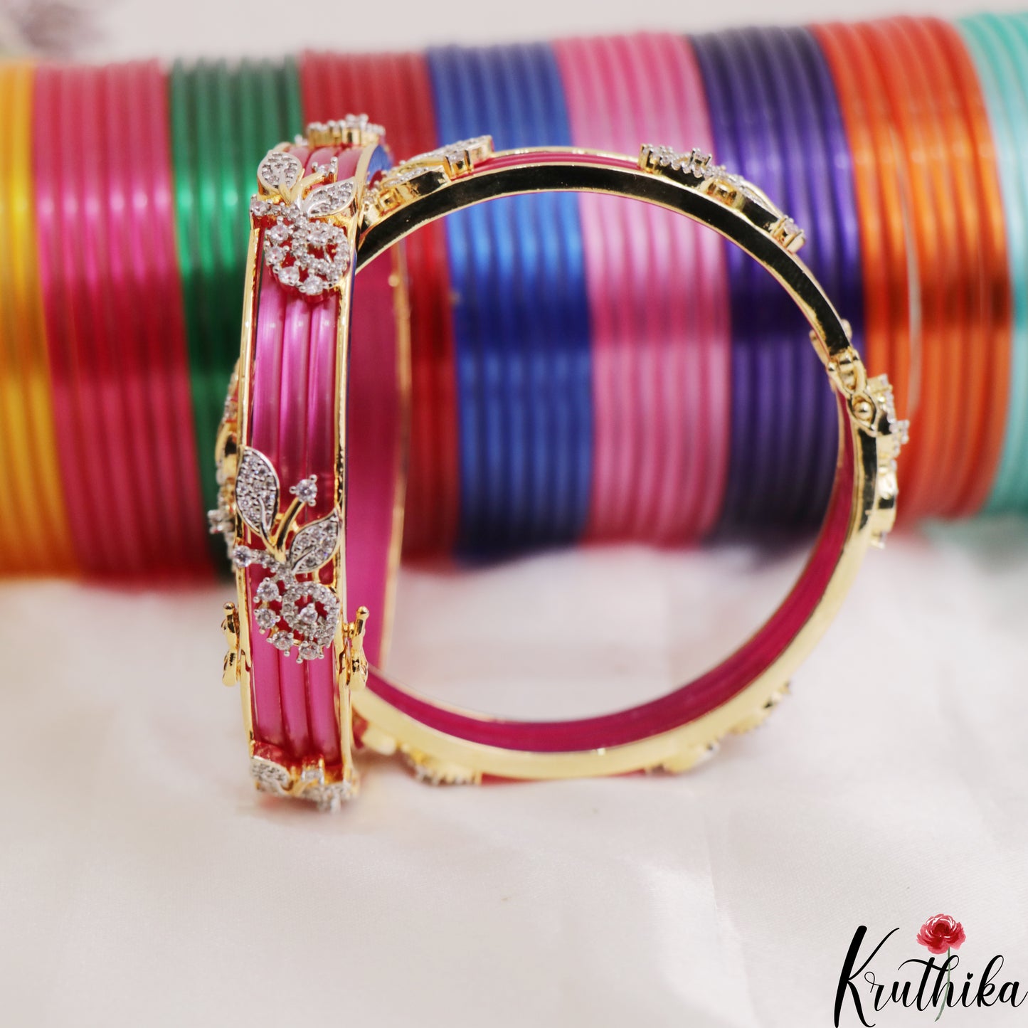 Classic Openable CZ Frame Bangle With 12 in 1 Interchangeable Color Bangles B552