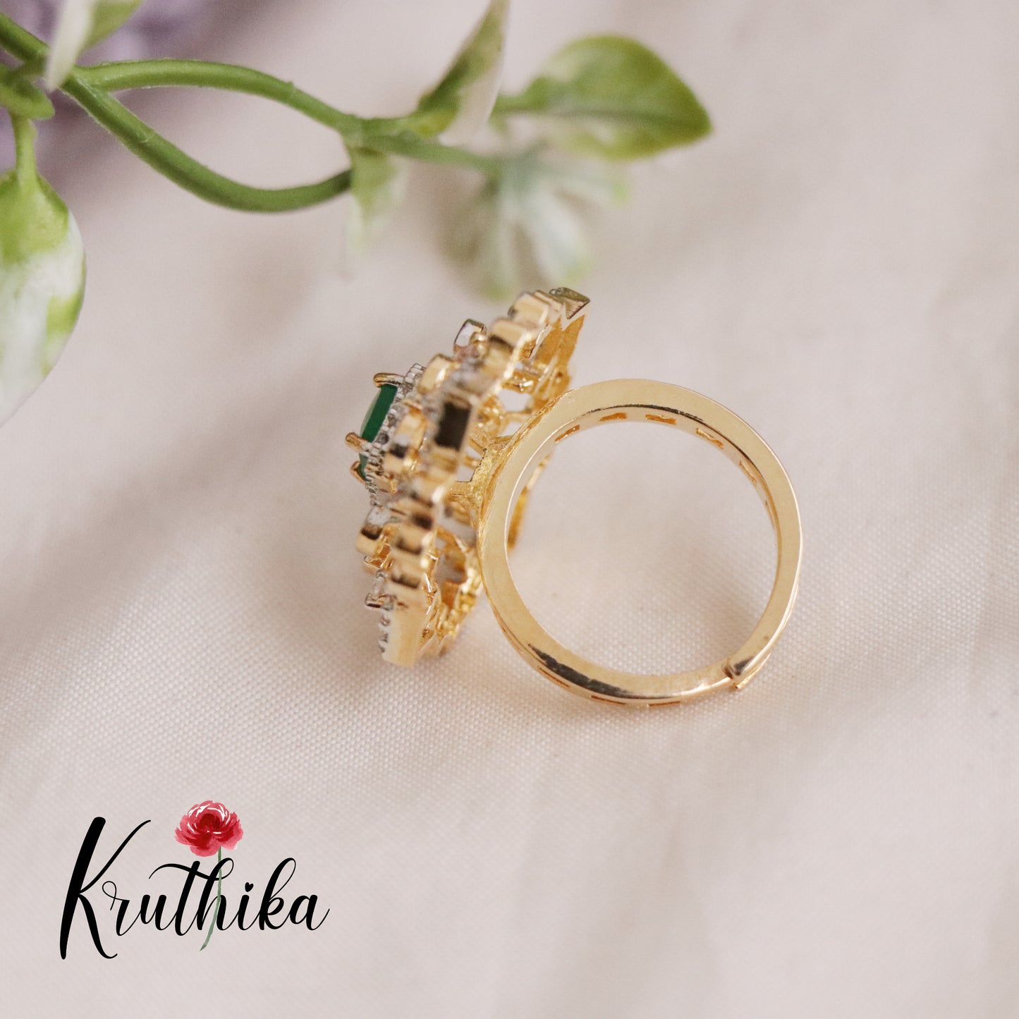 Beautiful CZ Sparking Floral Finger Ring R48 (Available in 3 Colours)