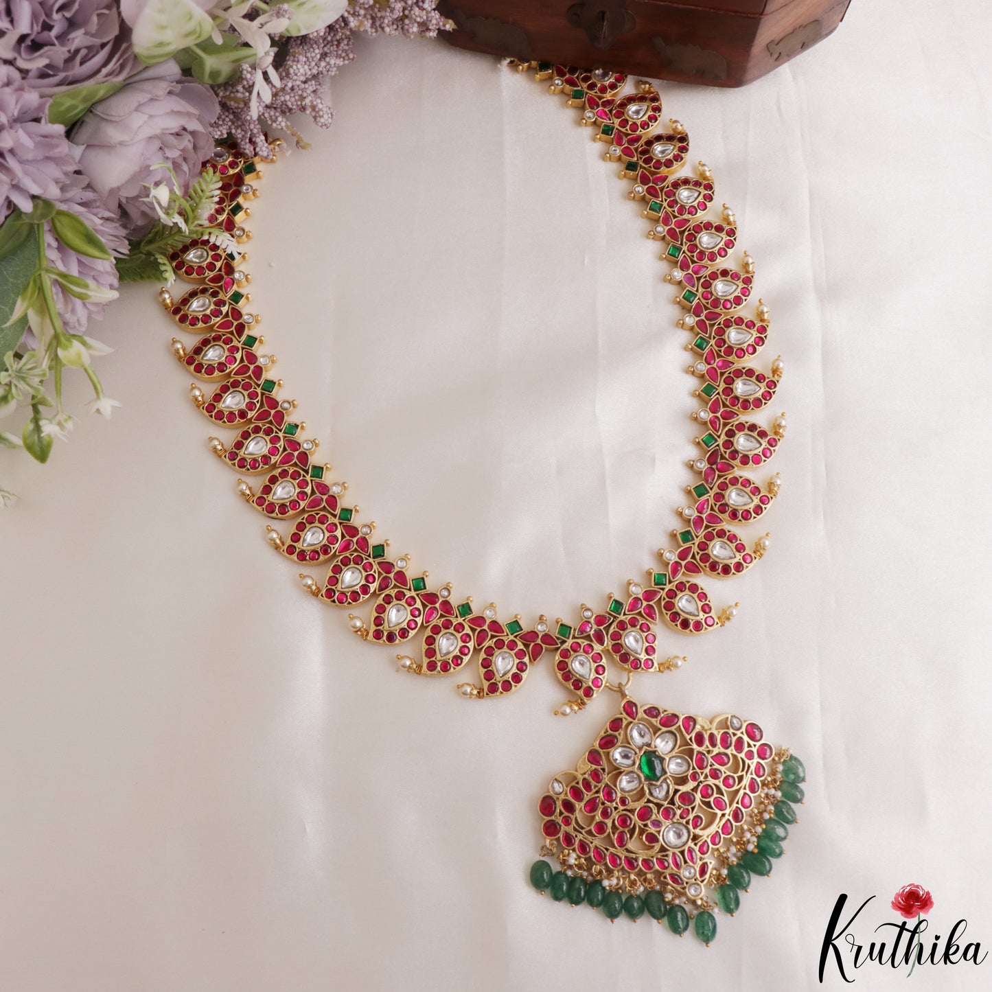 Traditional Two-In-One Reversible Mango Floral Motifs Jadau Haaram With Green Bead Drops LH2143