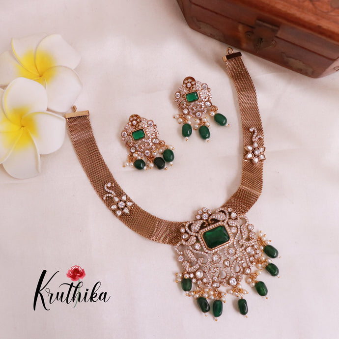 Beautiful Victorian Pendant Chain Set NC1861 (Available in 3 Colours)