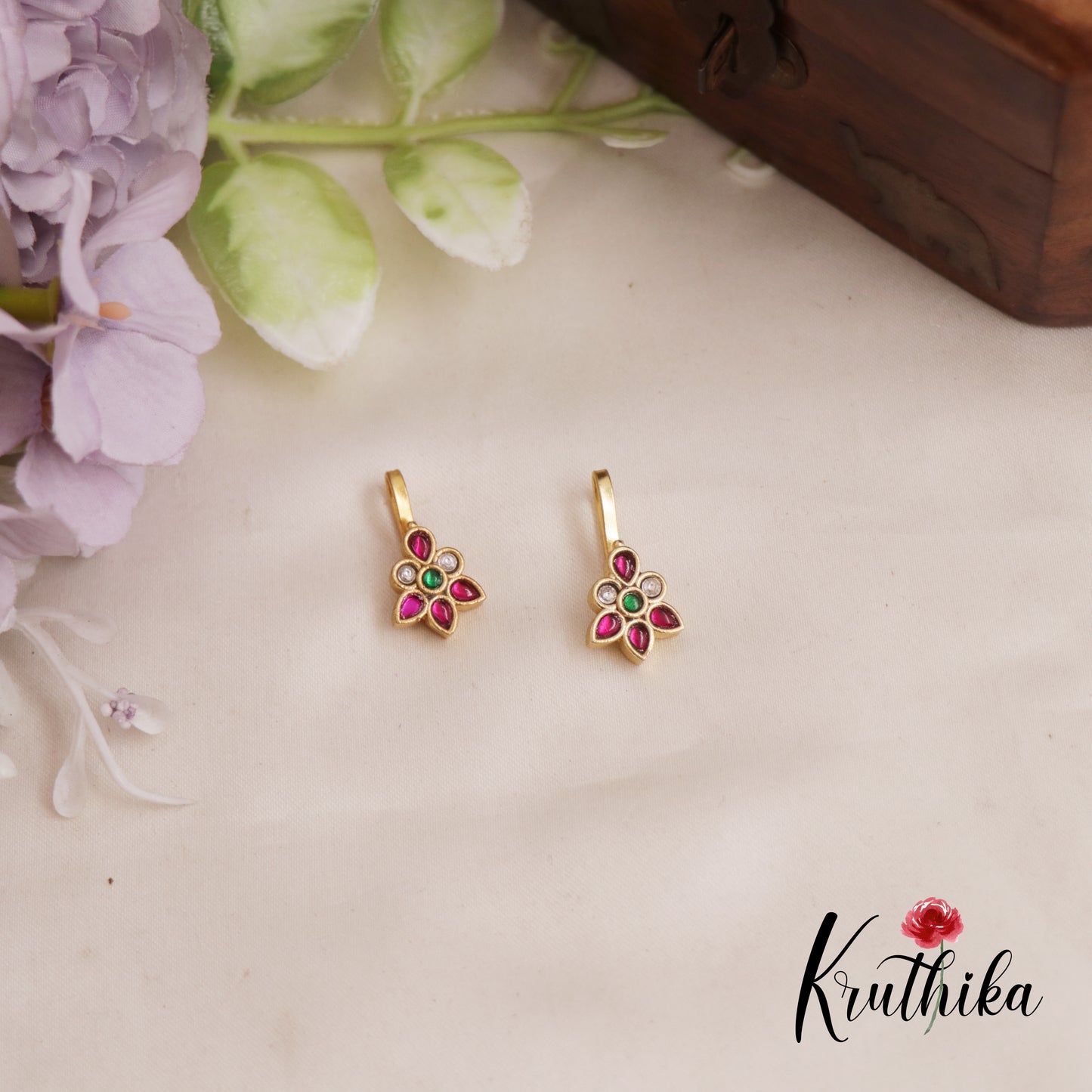 Classic Jadau Floral Earcuffs | Upper Earrings | Bugadi Earrings E819