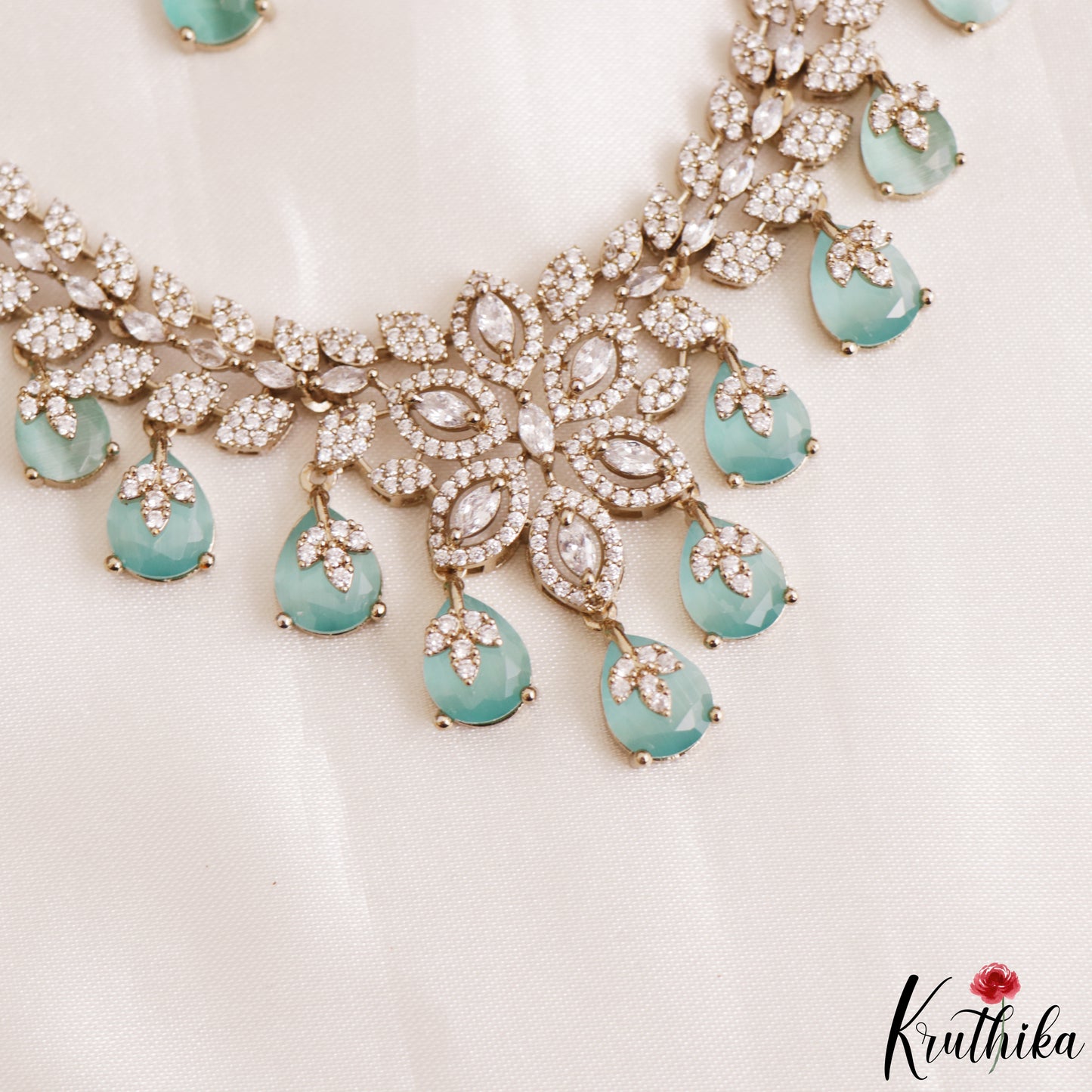 Sparkling Floral Leaf Motifs CZ Victorian Necklace NC3152 (Available In 6 Colors)