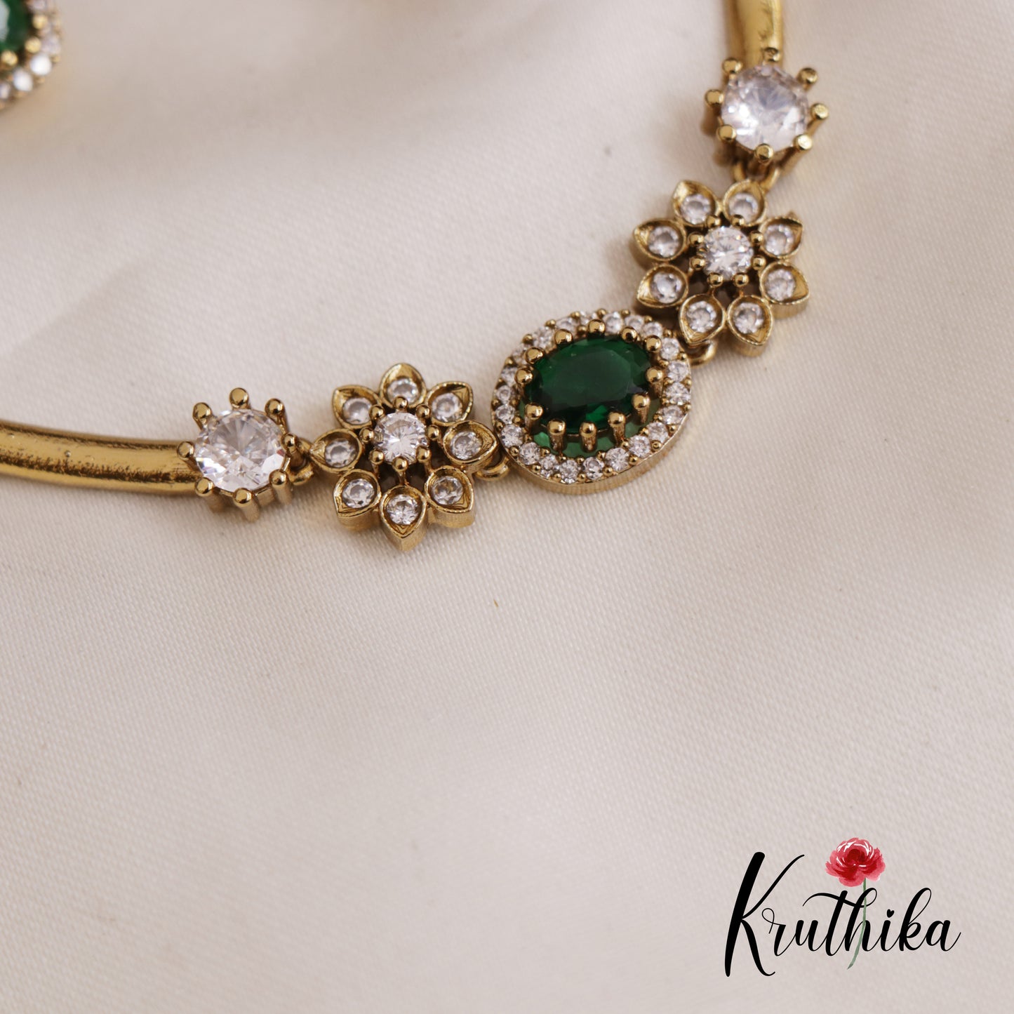 Elegant CZ Floral Sparking Victorian Necklace NC2586