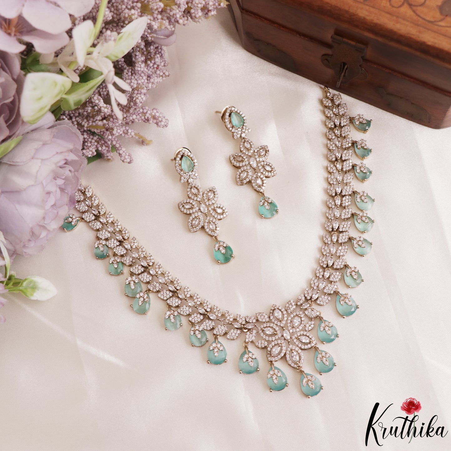 Sparkling Floral Leaf Motifs CZ Victorian Necklace NC3152 (Available In 6 Colors)