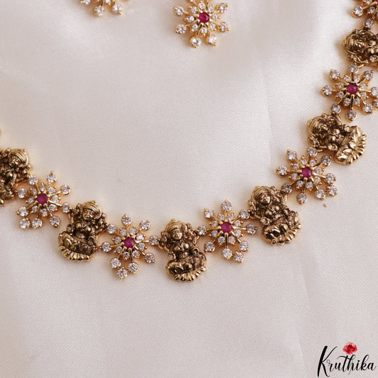 Elegant Antique Lakshmi Floral Motifs Choker NC3180