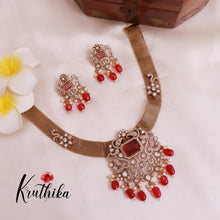 Beautiful Victorian Pendant Chain Set NC1861 (Available in 3 Colours)