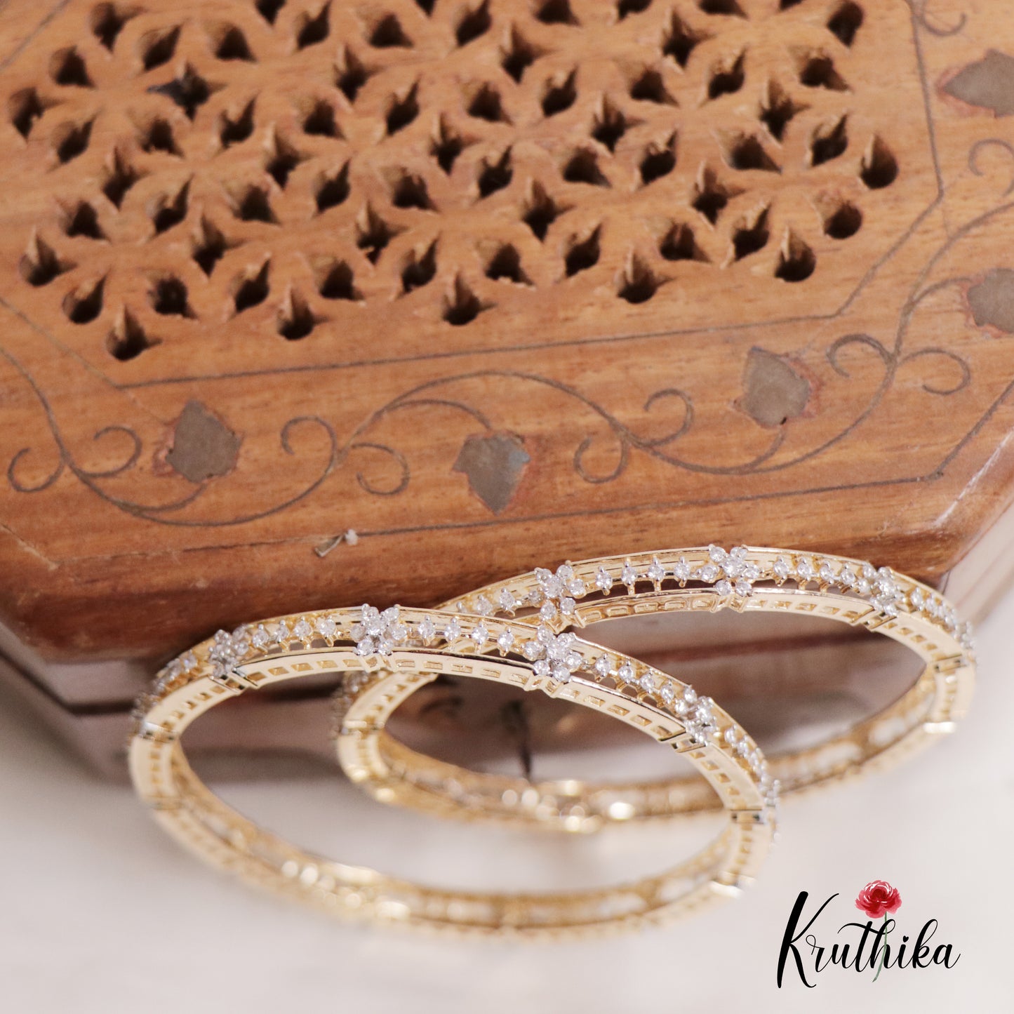 Elegant Diamond-Finish Gold-Tone Bangles (Set of 2) B318