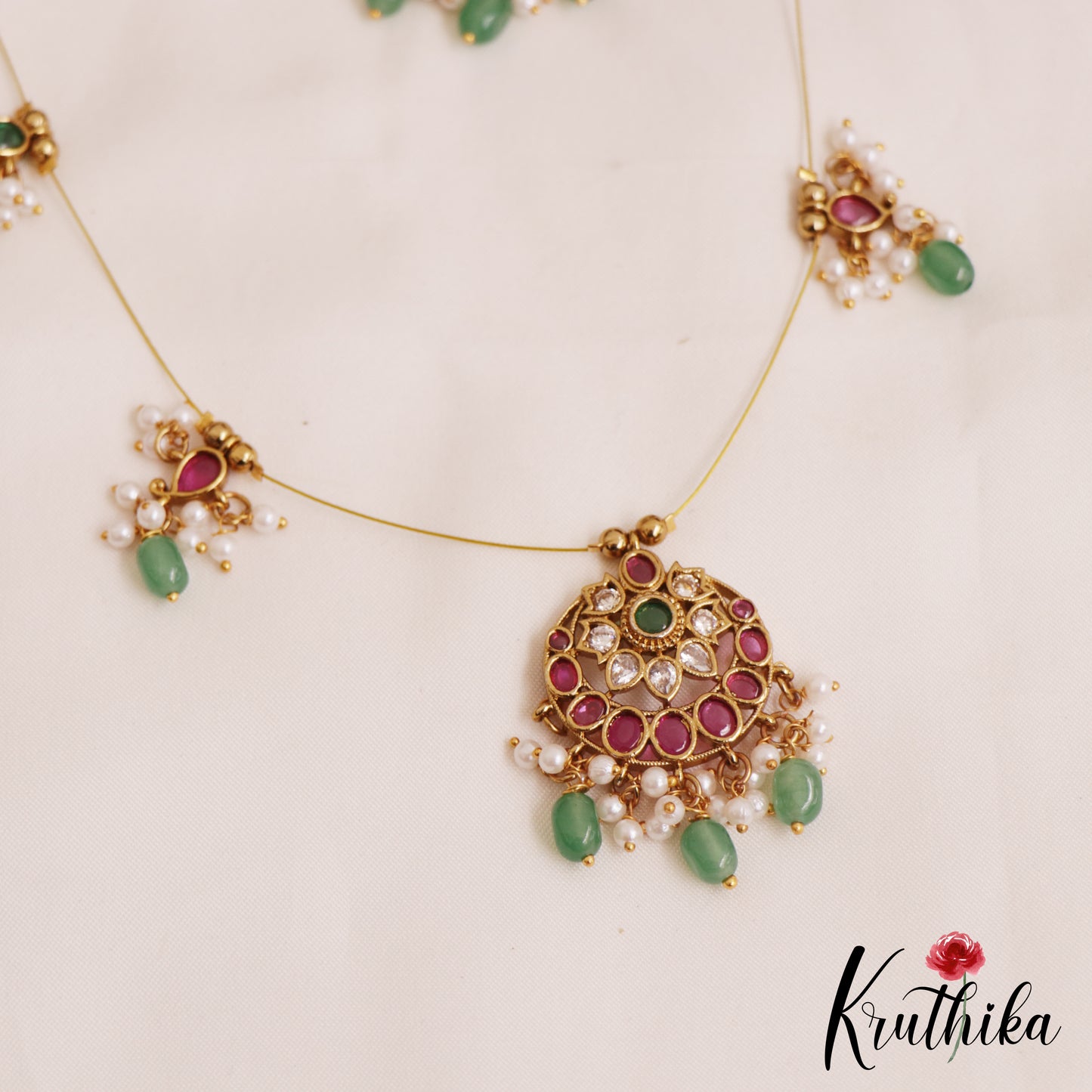Pretty Floral Motifs Kemp Invisible Chain With Green Bead Drops NC2795