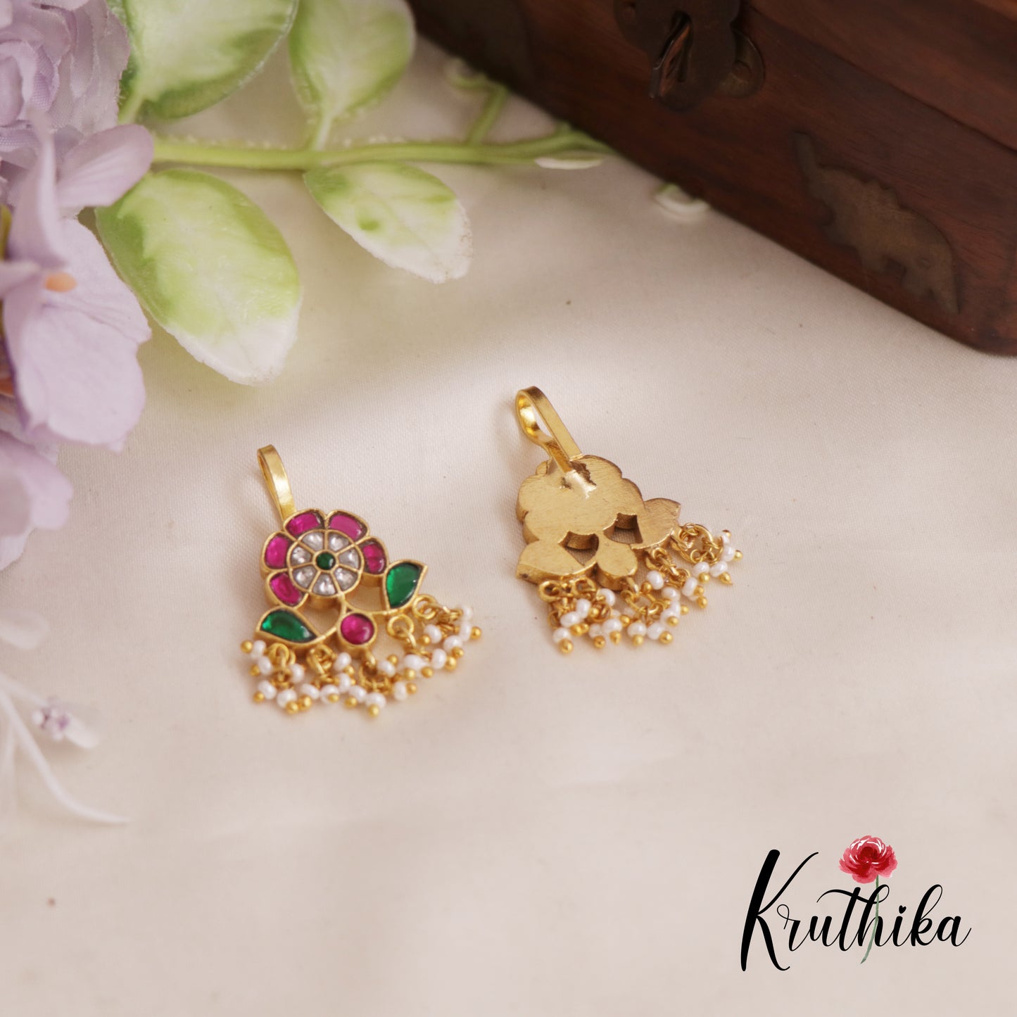 Classic Jadau Floral Leaf Earcuffs | Upper Earrings | Bugadi Earrings E817