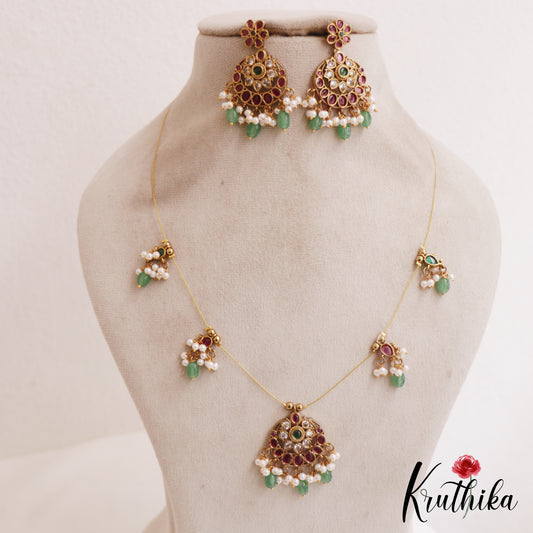 Pretty Floral Motifs Kemp Invisible Chain With Green Bead Drops NC2795