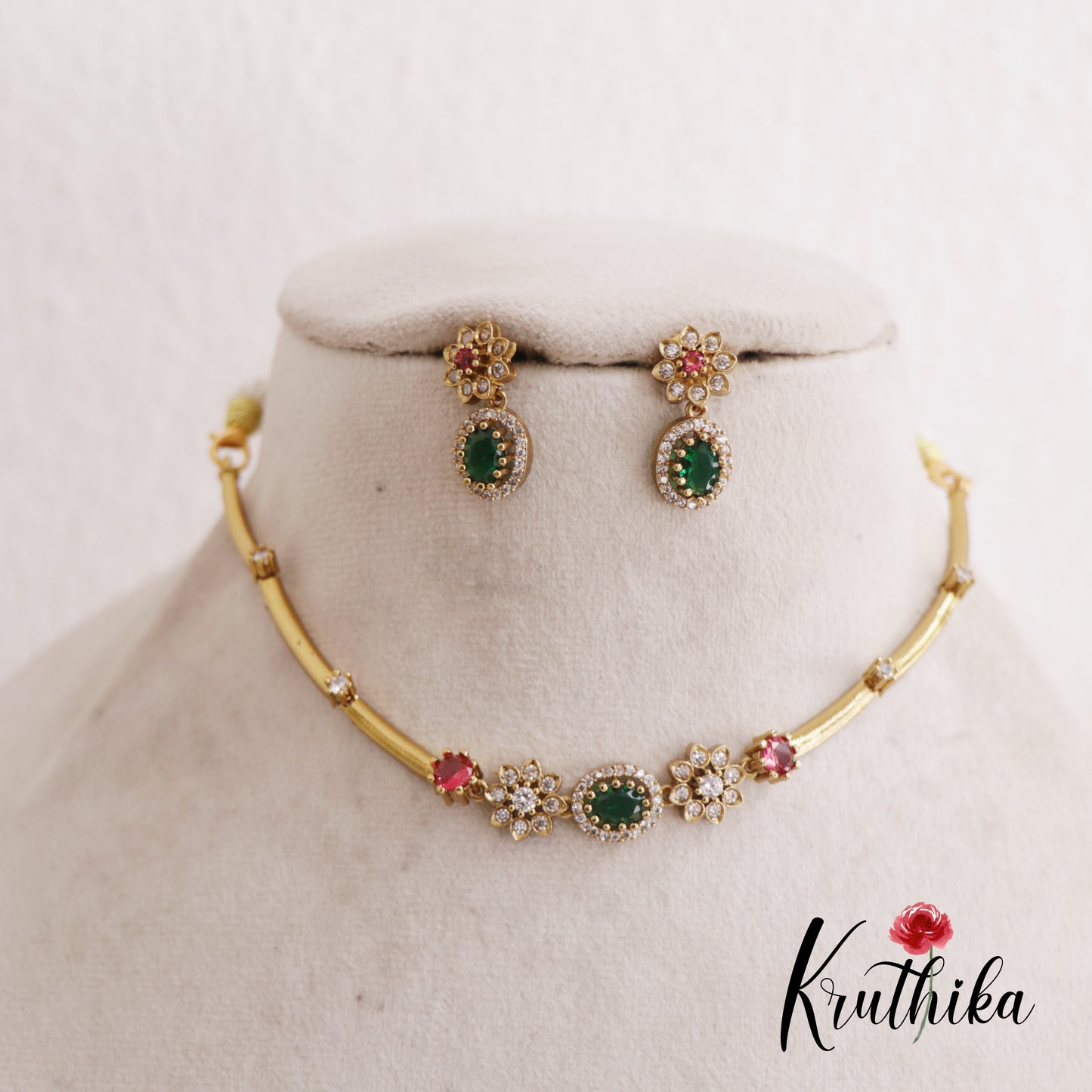 Elegant CZ Floral Sparking Victorian Necklace NC2586