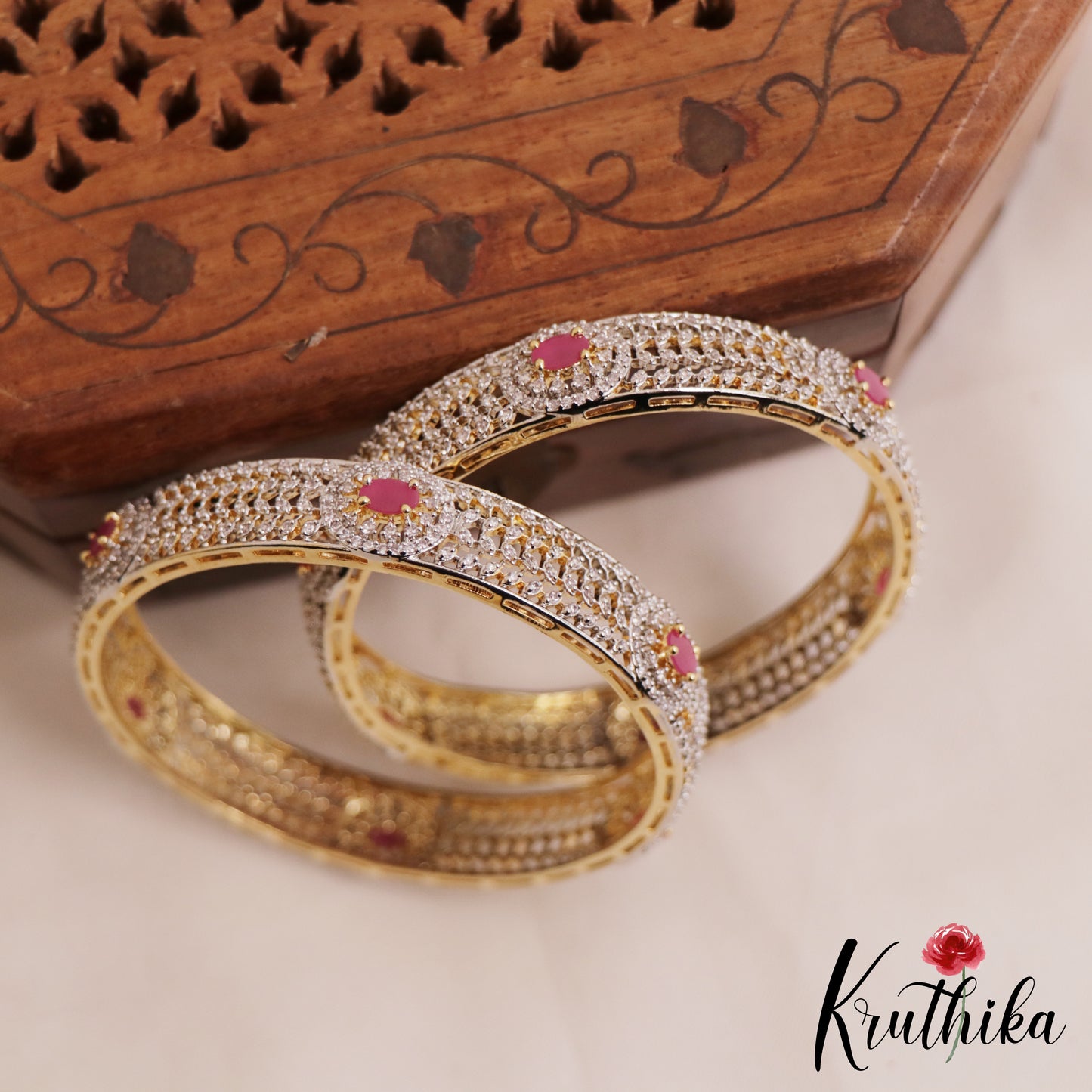 Beautiful Floral Leaf Motifs Diamond-Finish Gold-Tone Bangles B497 (Set of 2)|(Available In 2 Colors)