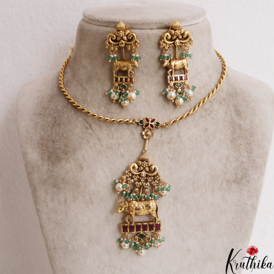 Beautiful Antique Kamadhenu Motifs Twisted Chain Pendant Set NC2941