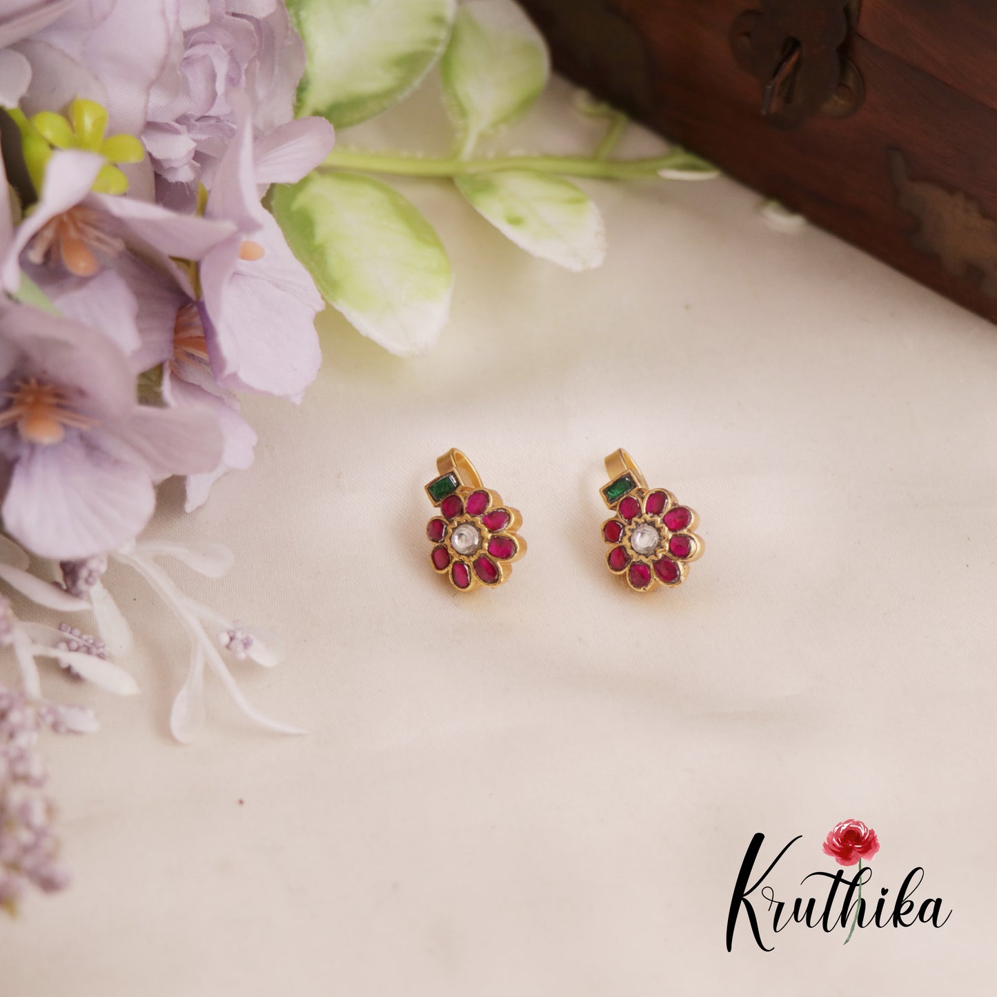 Simple Jadau Floral Earcuffs | Upper Earrings | Bugadi Earrings E829