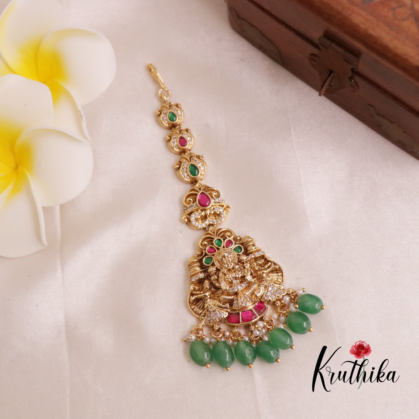 Pretty Lakshmi Jadau Maag Tikka MT238