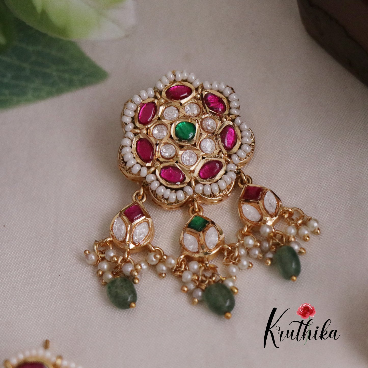 Beautiful Jadau Flower Pendant Set PS232