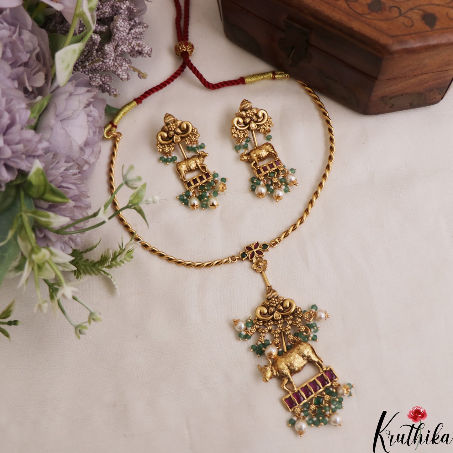 Beautiful Antique Kamadhenu Motifs Twisted Chain Pendant Set NC2941