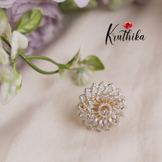 Trendy CZ Sparkling Finger Ring R46