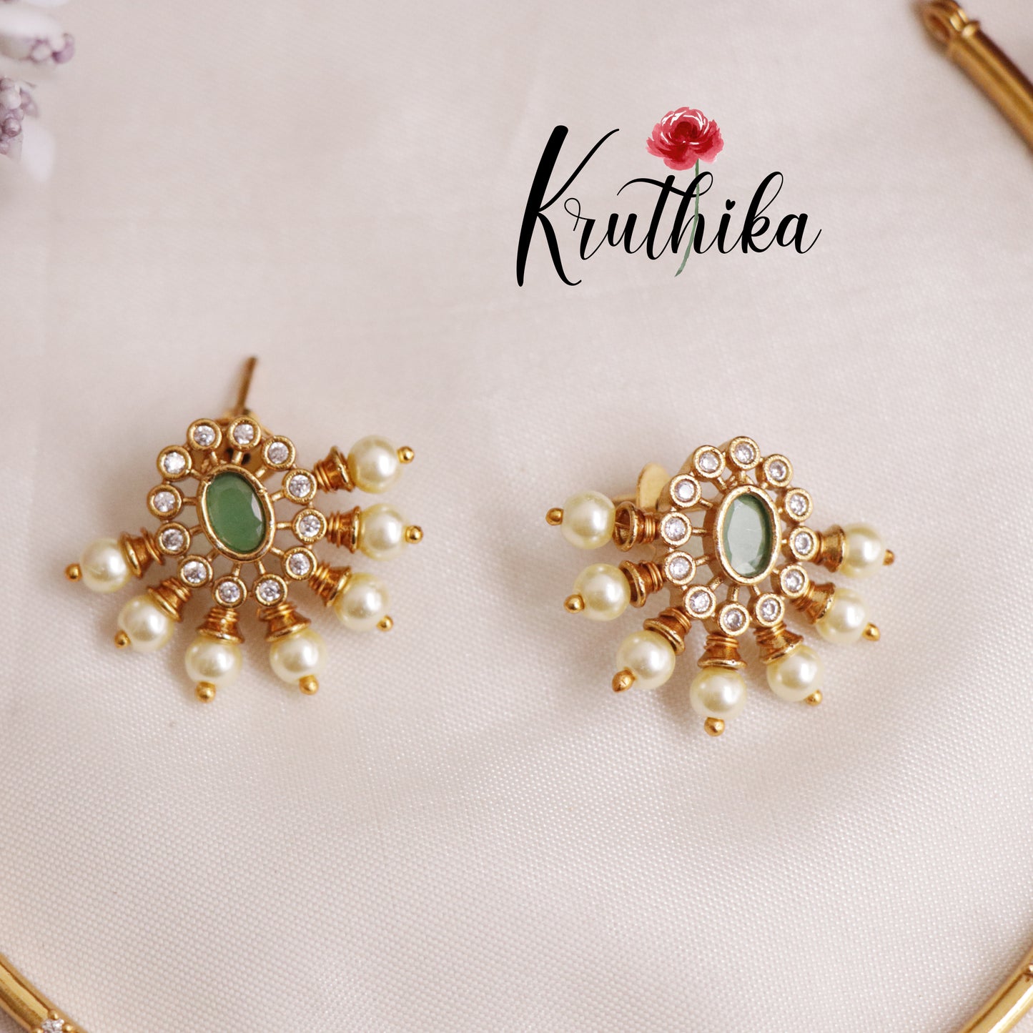 Simple Antique Aura Pearl Hasli Neckalce Set NC2121