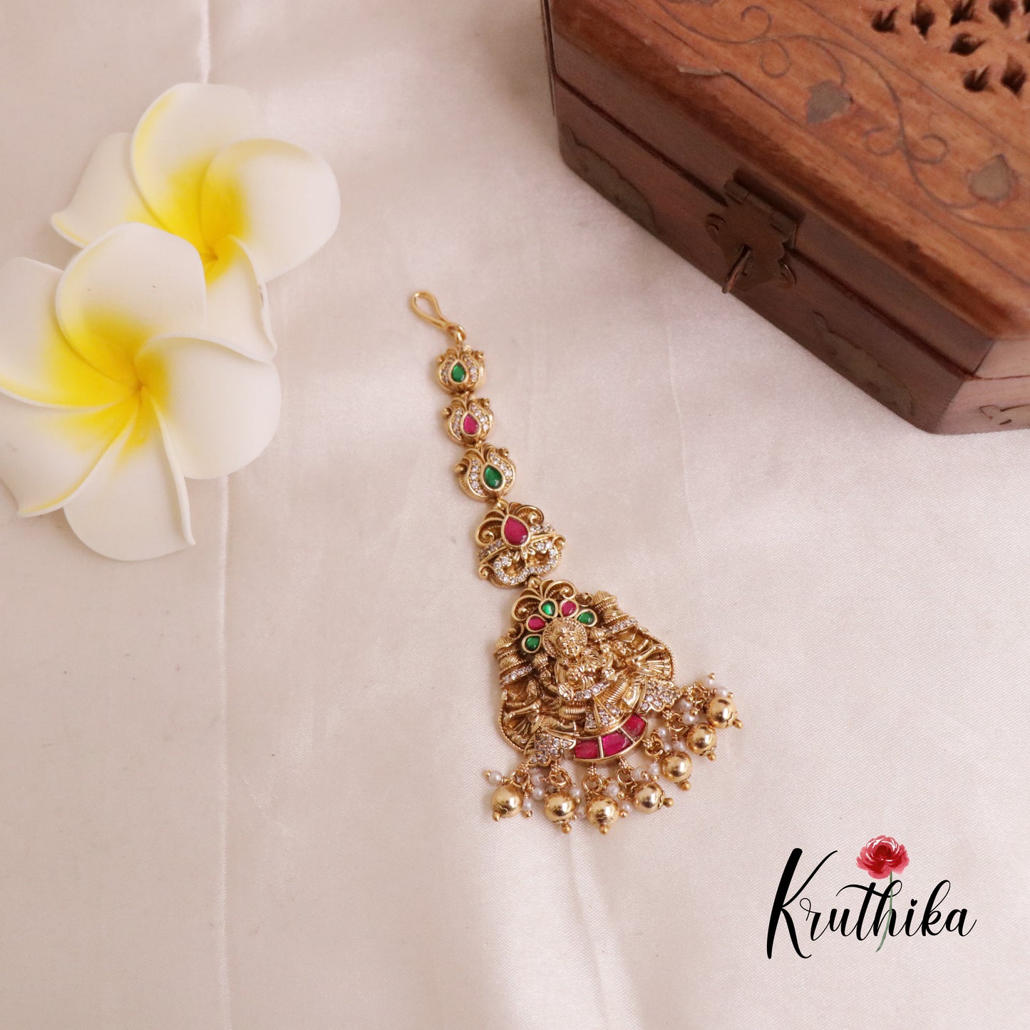 Pretty Lakshmi Jadau Maag Tikka MT238