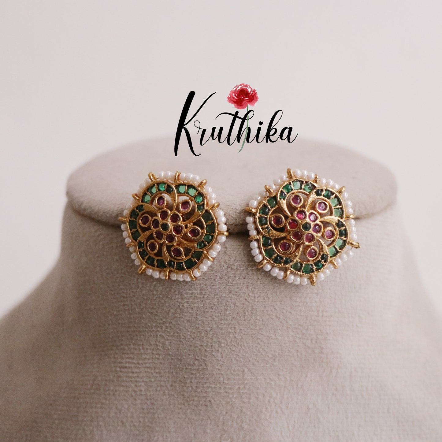 Trendy Kemp Ear Studs E610 (Available in 2 Colours)