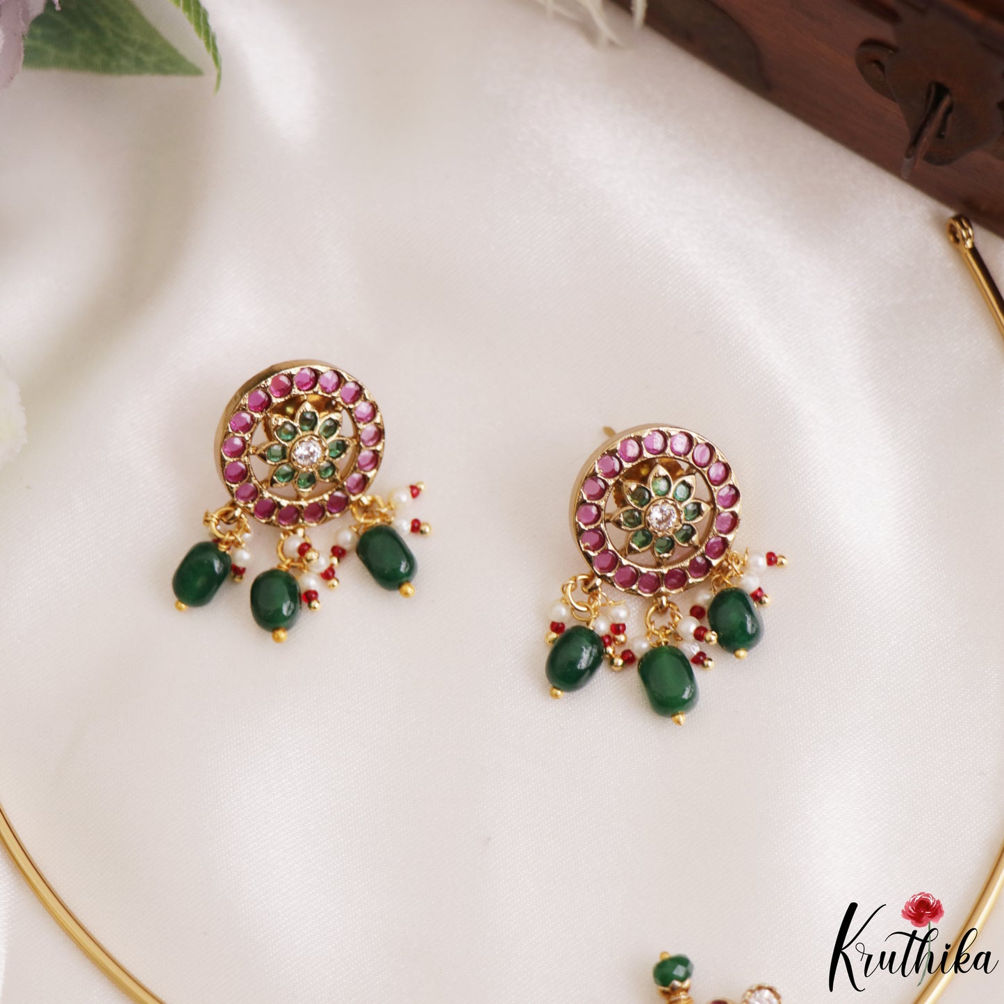 Elegant Floral Mango Motifs Kemp Hasli Choker With Pearl Bead Drops NC3259 (Available In 3 Colors)