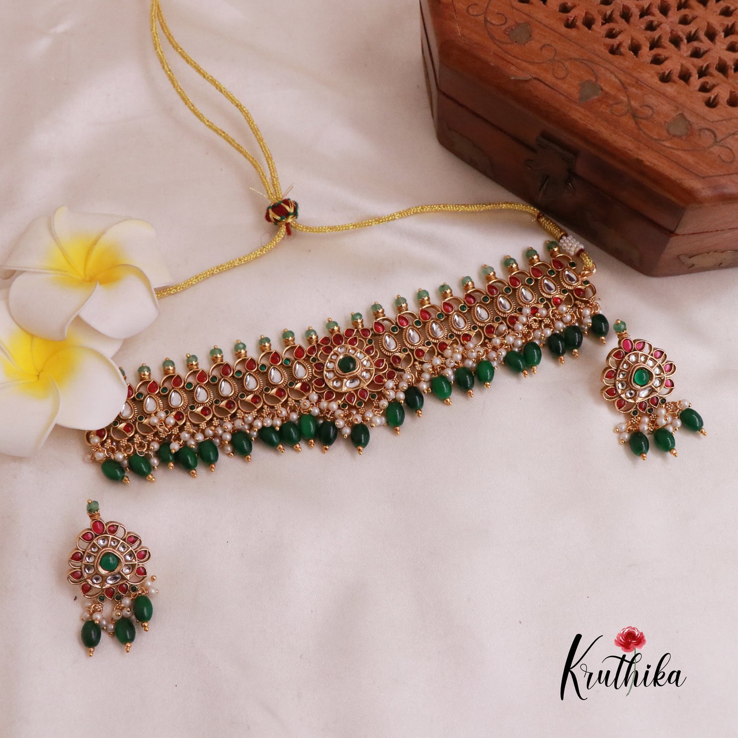 Elegant Kemp Chocker NC2013 (Available in 2 Colours)