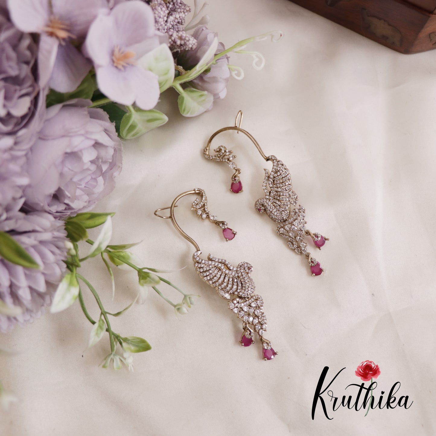 Classic CZ Sparkling Victorian Peacock Earcuff E853 (Available in 3 Colors)