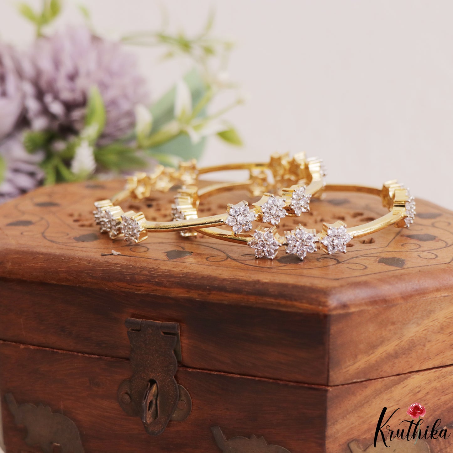 Trendy Floral Diamond-Finish Gold-Tone CZ Bangles B575 (Set of 2)