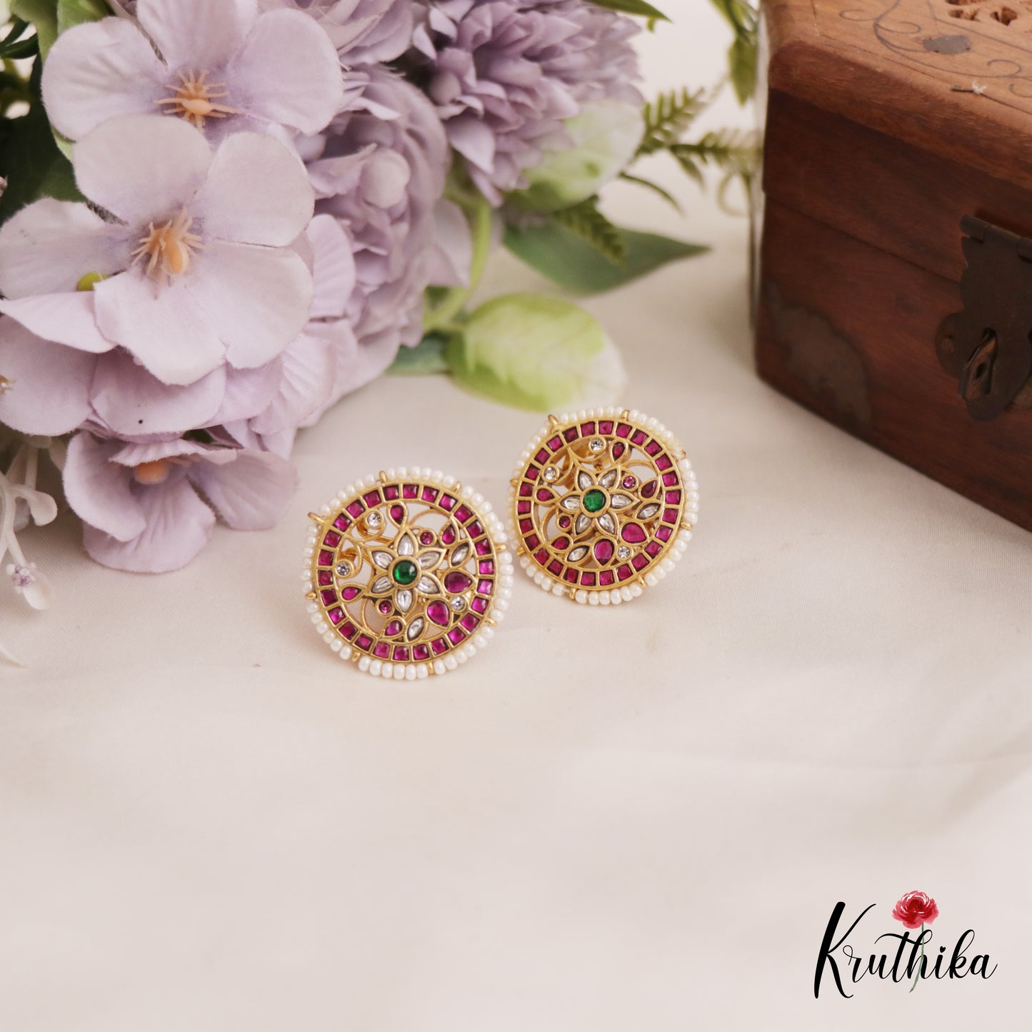 Elegant Pearl Border Floral Teardrop Motifs Jadau Stud Earrings E949