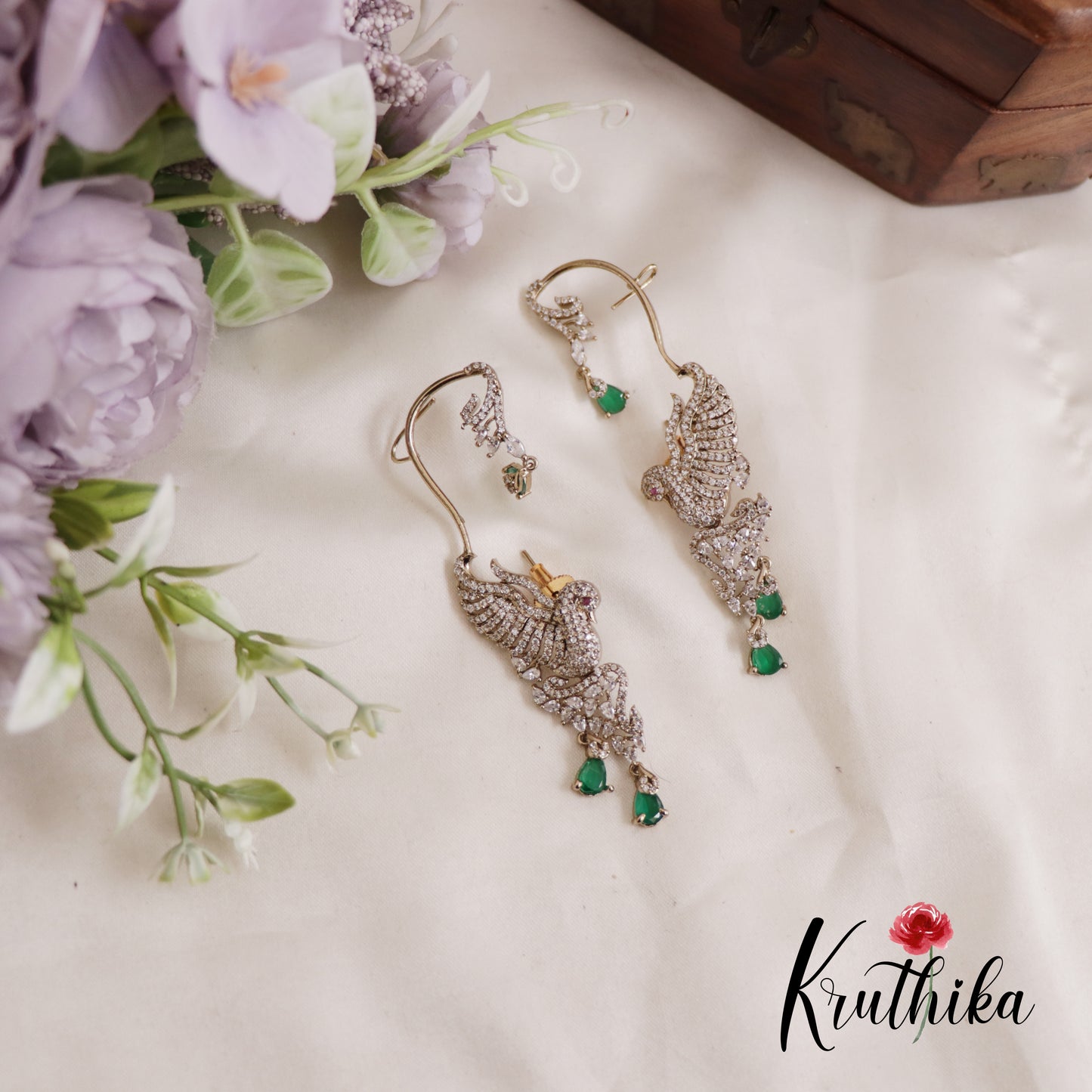 Classic CZ Sparkling Victorian Peacock Earcuff E853 (Available in 3 Colors)