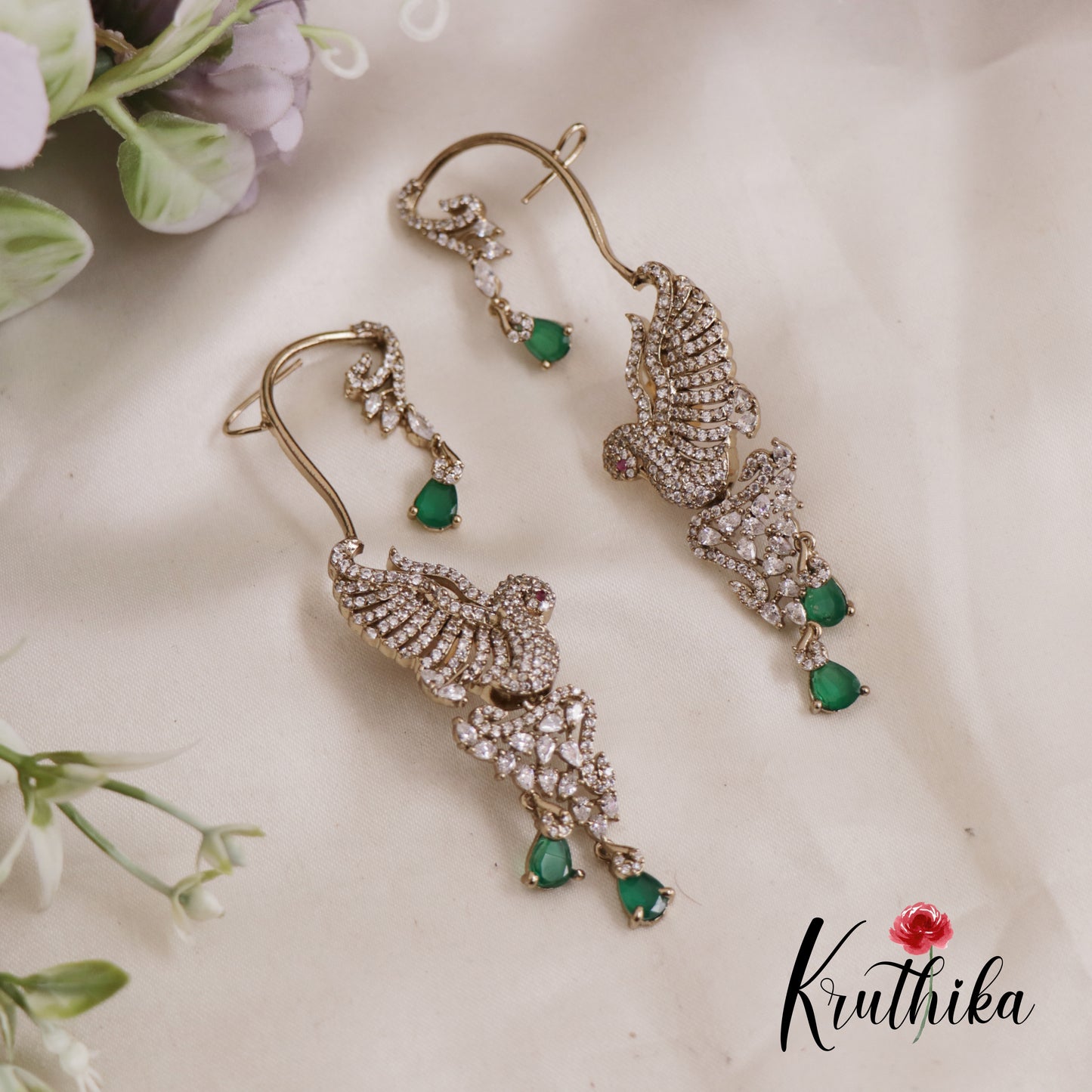 Classic CZ Sparkling Victorian Peacock Earcuff E853 (Available in 3 Colors)